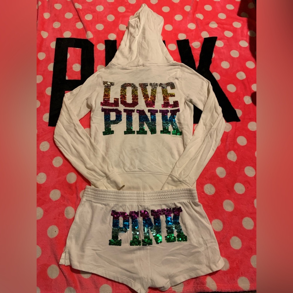 VS Pink rainbow white set Sz medium